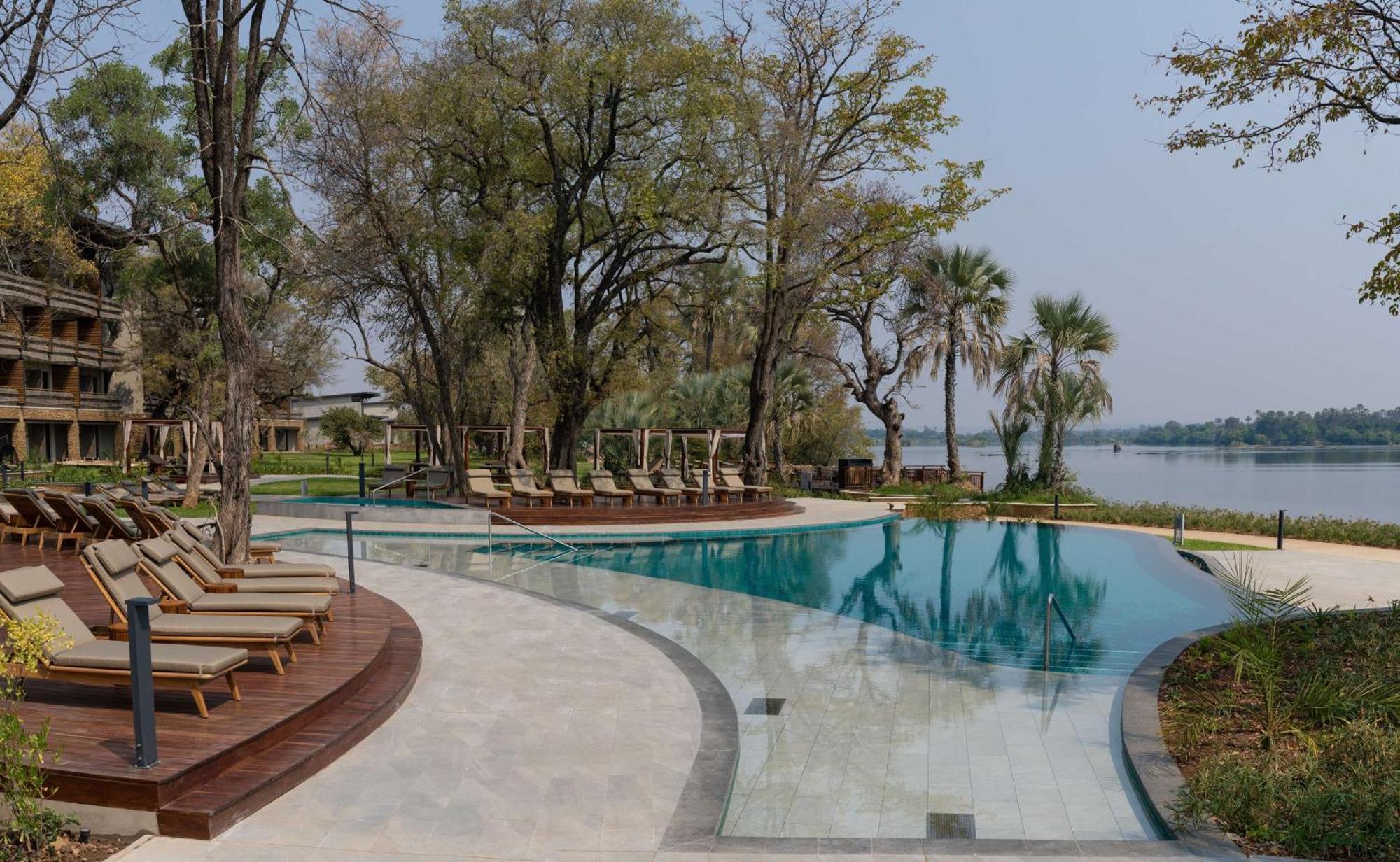 Radisson Blu Mosi-Oa-Tunya Livingstone Resort Bagian luar foto