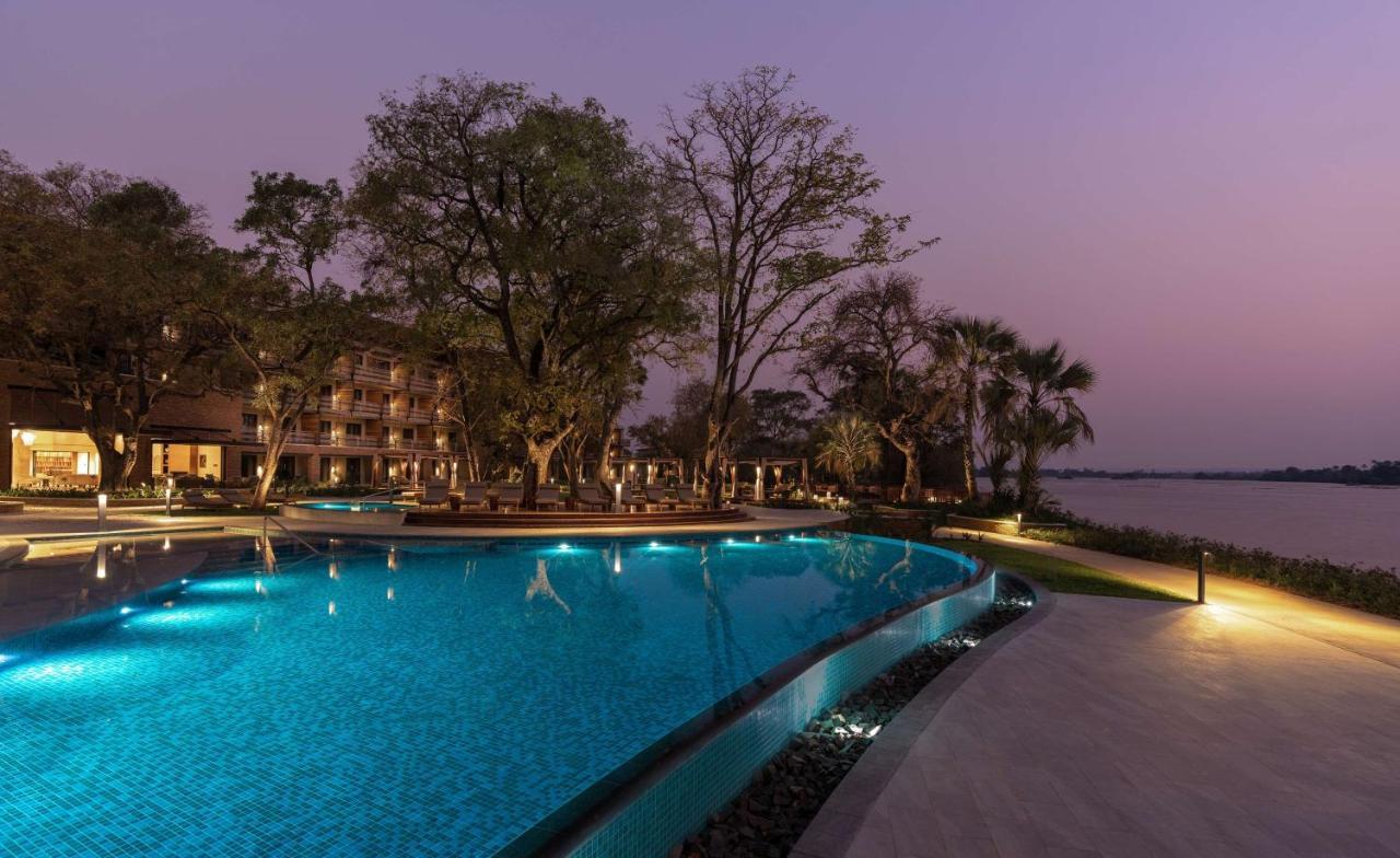 Radisson Blu Mosi-Oa-Tunya Livingstone Resort Bagian luar foto