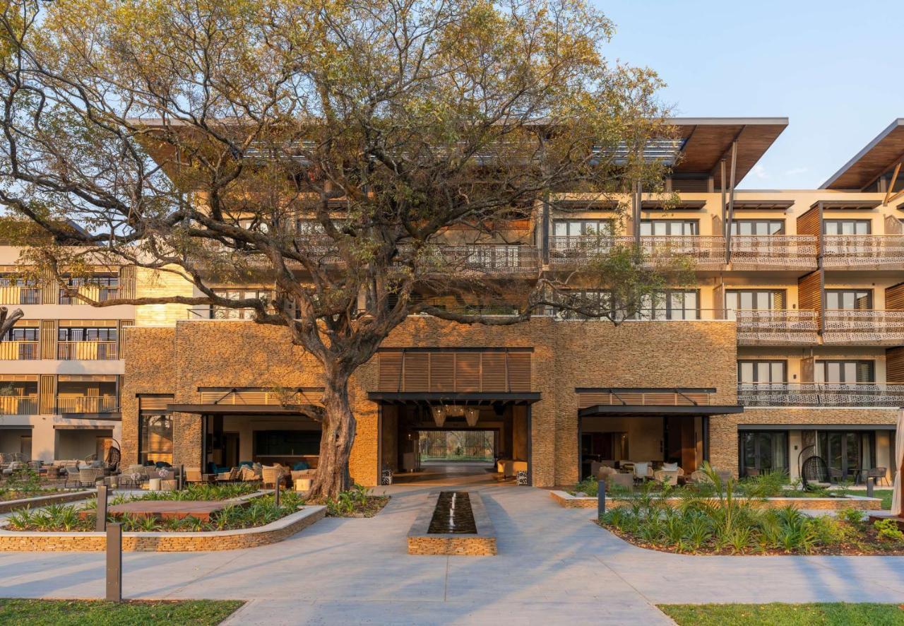 Radisson Blu Mosi-Oa-Tunya Livingstone Resort Bagian luar foto