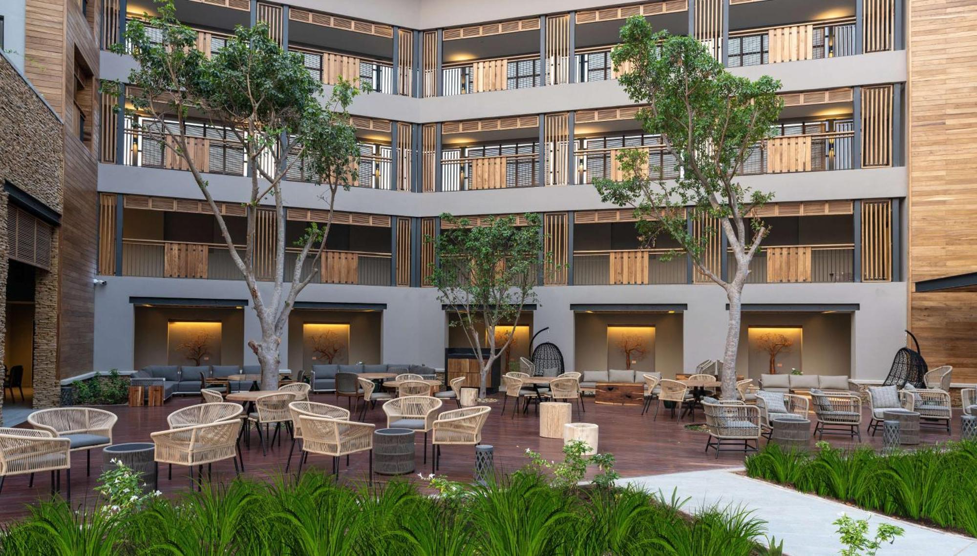 Radisson Blu Mosi-Oa-Tunya Livingstone Resort Bagian luar foto