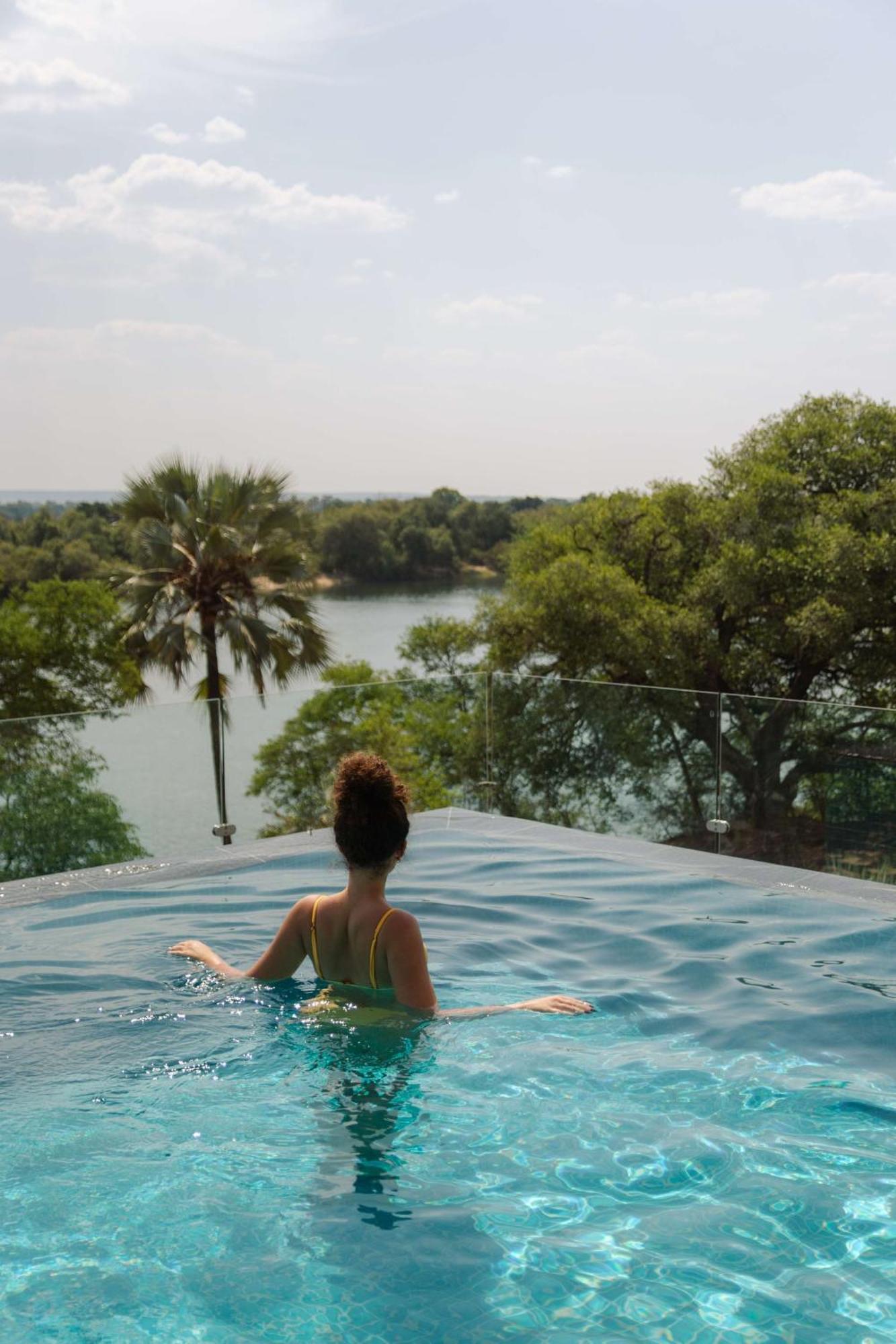 Radisson Blu Mosi-Oa-Tunya Livingstone Resort Bagian luar foto