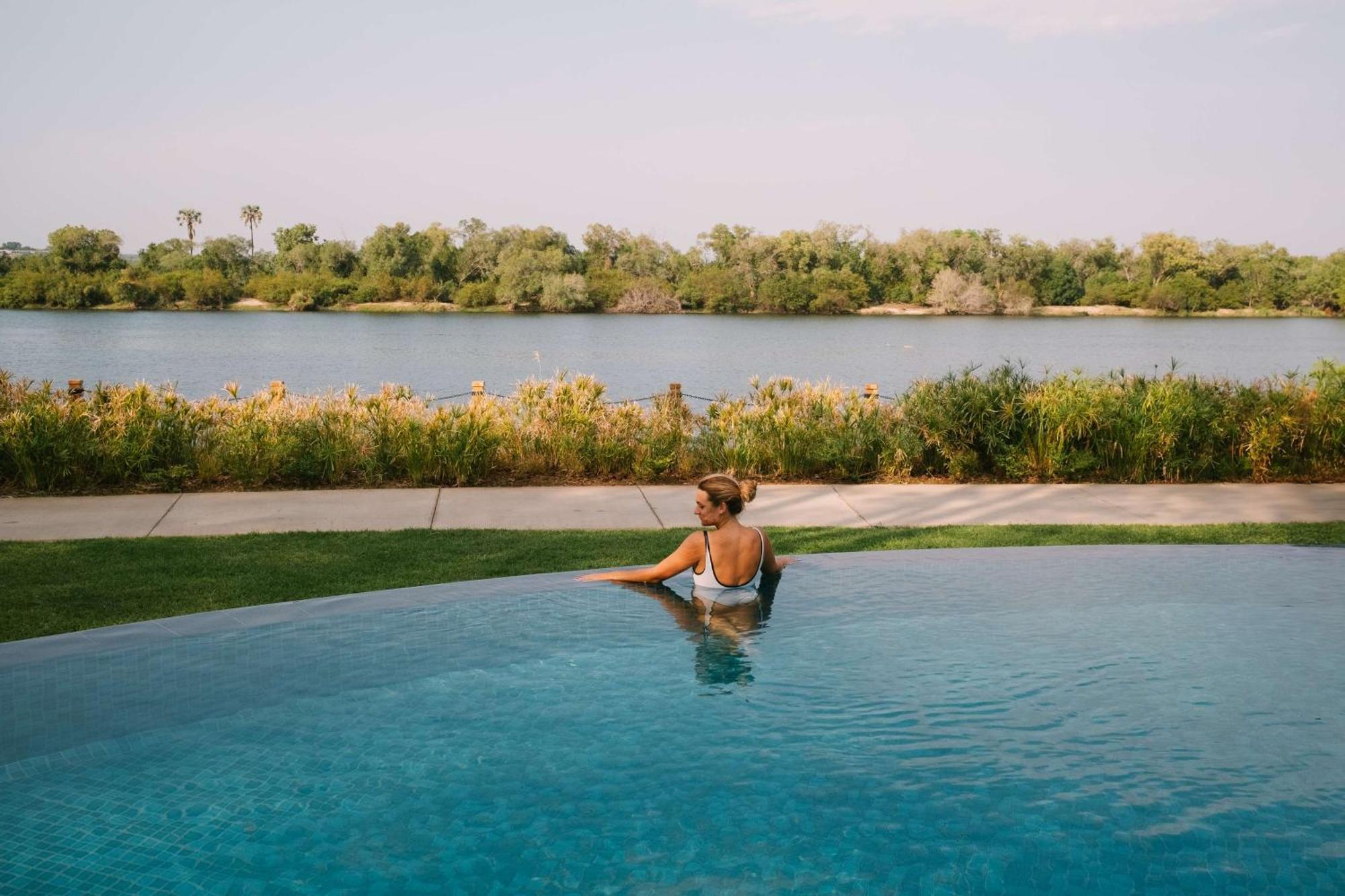 Radisson Blu Mosi-Oa-Tunya Livingstone Resort Bagian luar foto