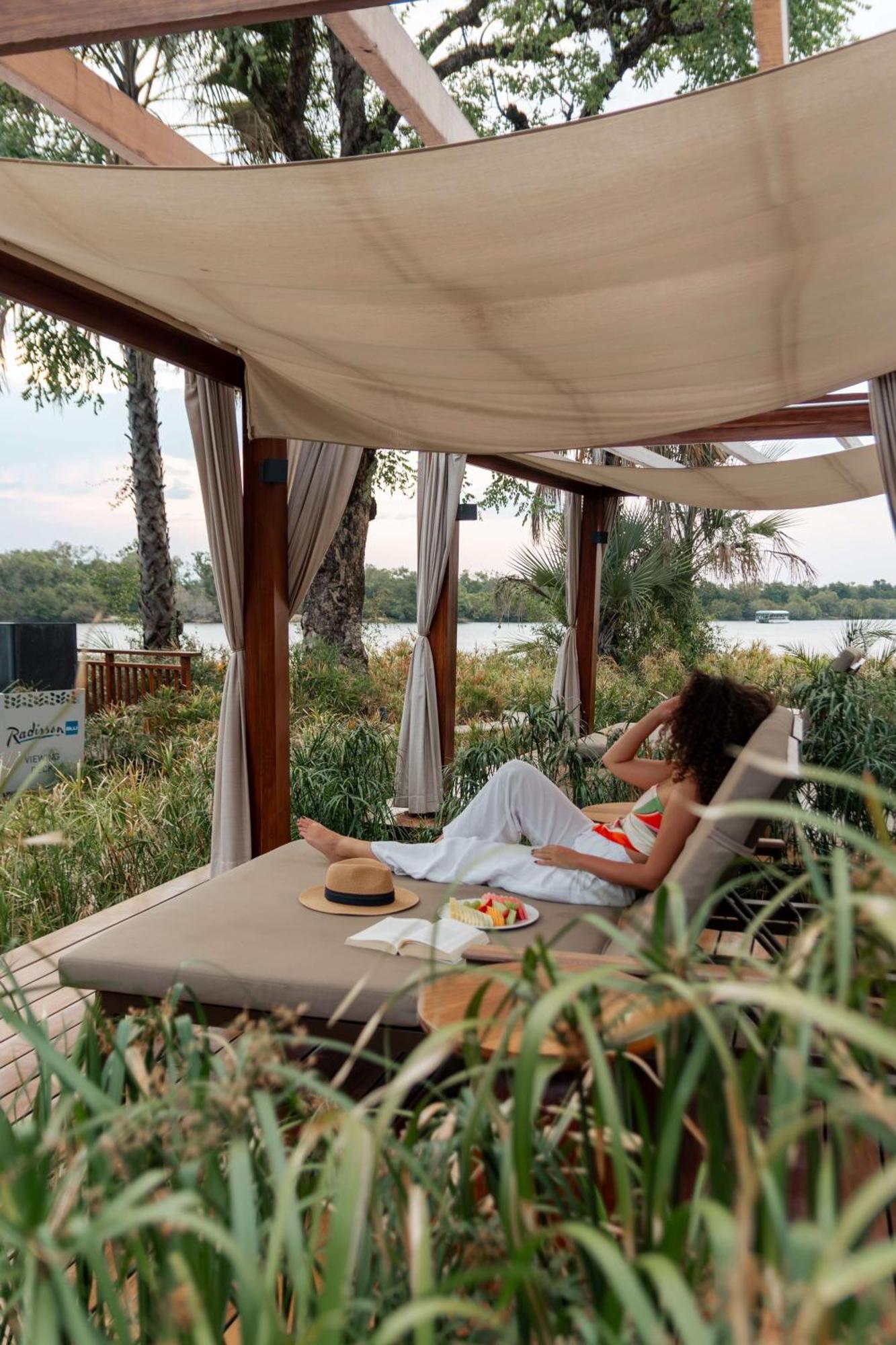 Radisson Blu Mosi-Oa-Tunya Livingstone Resort Bagian luar foto